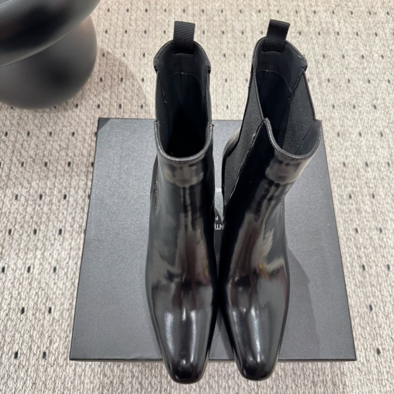 Ba1en*iaga boots